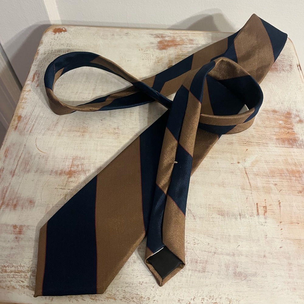 Vintage Oscar de la Renta Silk Tie